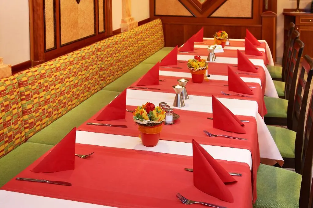 Gasthof Gigl Hotel Neustadt an der Donau 3*,